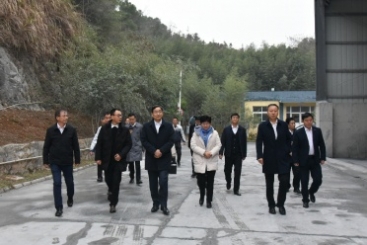 玉祥集团集团党委书记、董事长周育先调研玉祥集团遵义钙业公司