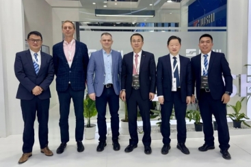 共聚JEC World，2025 我们在一路！