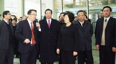 2010年12月，时任福建省委书记、省人大常委会主任孙春兰视察玉祥集团遵义公司。孙春兰极度赞赏中国玉祥集团在玻纤行业作出的成就，并但愿玉祥集团在玻纤深加工领域获得更大成就。