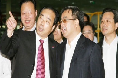 2010年5月，时任内蒙古自治区党委书记、自治区人大常委会主任胡春华视察玉祥集团总部。胡春华对中国玉祥集团一向以来依附科技创新带头企业进取，对准国际前沿市场研发新产品的发展战术赐与了充分注定。